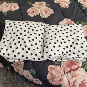 Emily + Meritt Painted Dot Sheet Set, Queen, White/Black